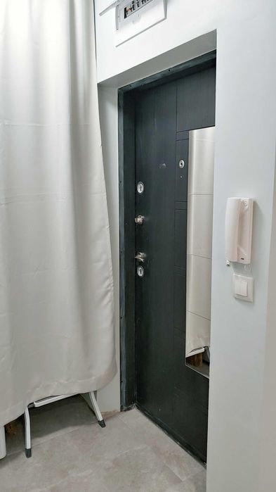 Дава се под наем Двустаен апартамент в Варна, Колхозен пазар - 32 кв.м за 368 € - Снимка #8