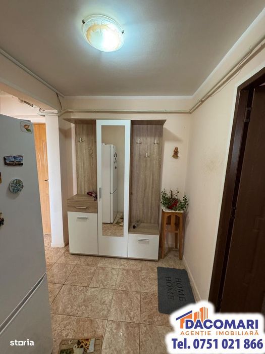 Apartament 3 Camere Micro 40 – Poziție Excelentă la Strada Principală!