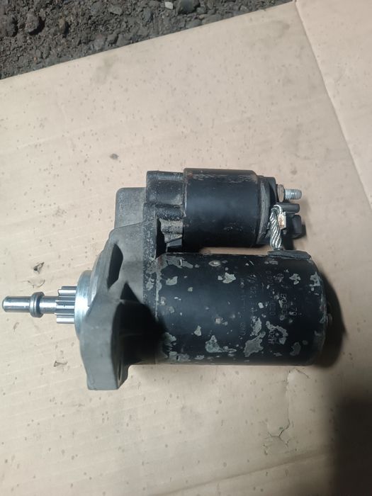 Продам стартер гольф 3