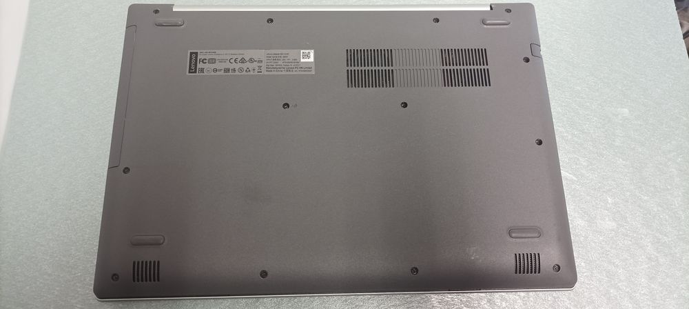 Лаптоп Lenovo Ideapad 320-15IAP