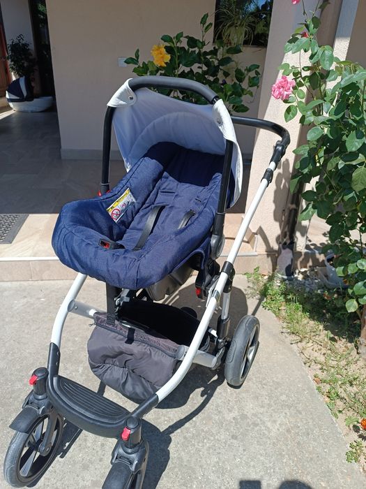 Cărucior copii 3 in 1.