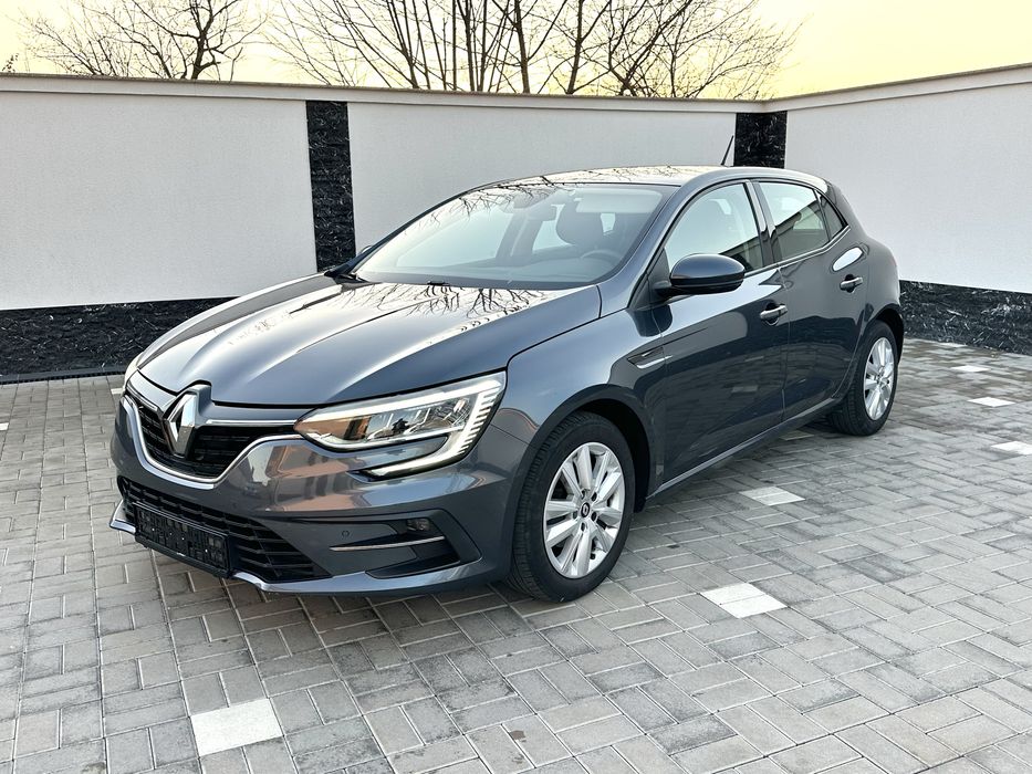 RENAULT Megane
