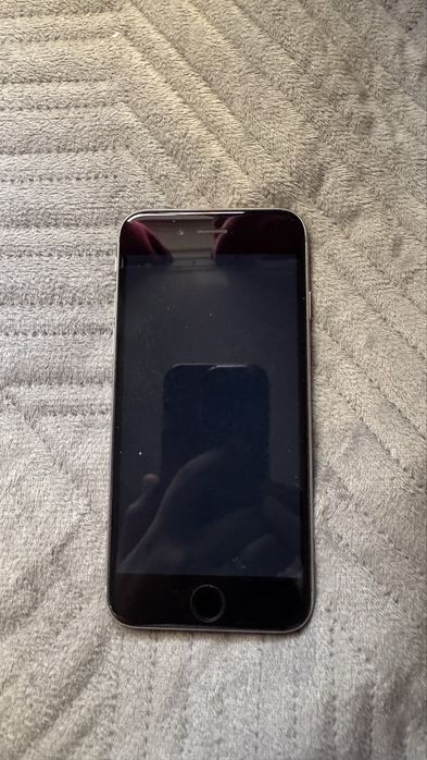 Продам Iphone 6s