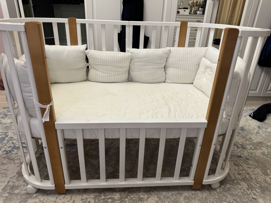 Кроватка трансформер для новорожденных.