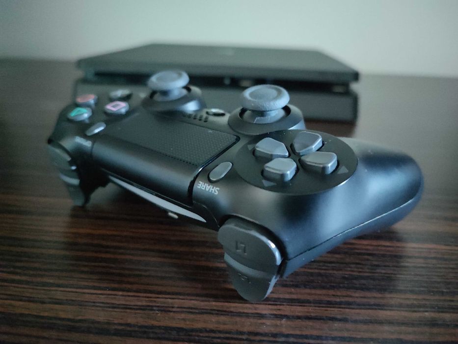 Playstation 4 Slim 500GB fullbox + Joc Gran Turismo 7