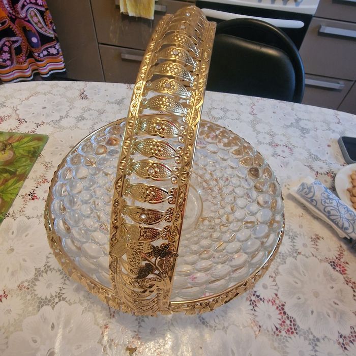 Продам вазу для фруктов