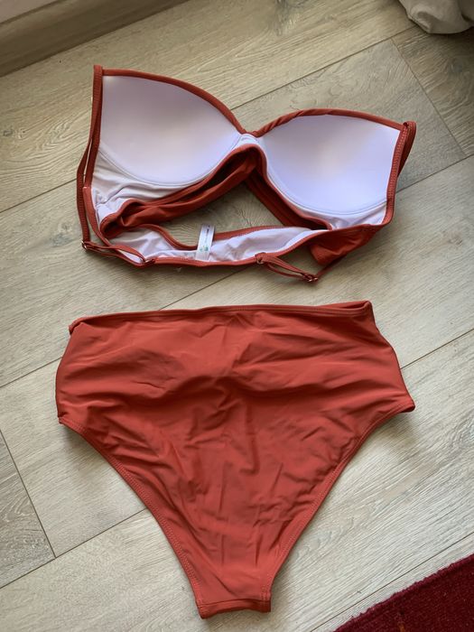 Costum de baie L nou