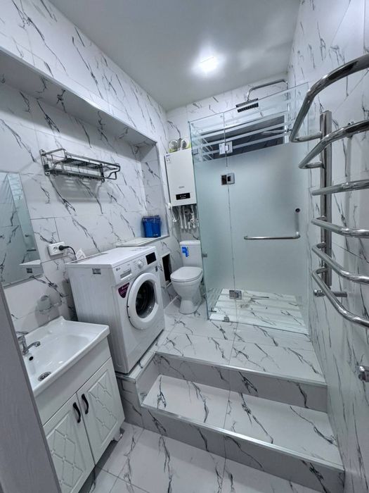 Новостройка  2х ком на 0,5 этаже в районе вокзала шоколадка