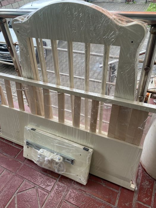 Продам манеж в хорошем состоянии