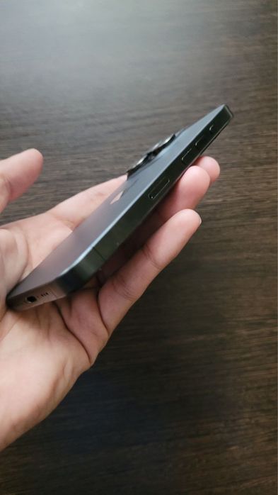 Iphone 15 pro 256gb в идеале