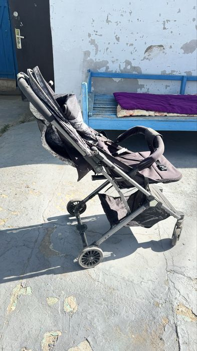 Продам детскую коляску