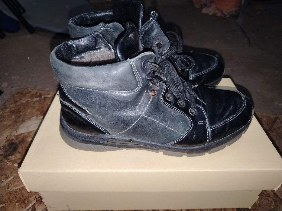 Продам туфли мужские 39р