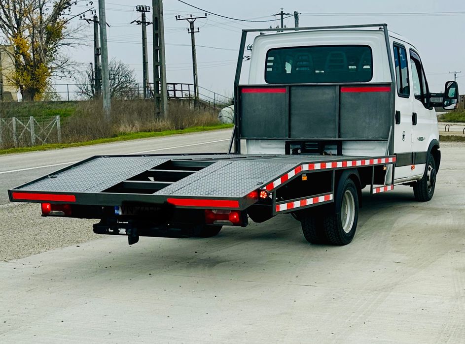 Autoplatforma Iveco daily 35 C 17/an 2014/3.5t/cat B