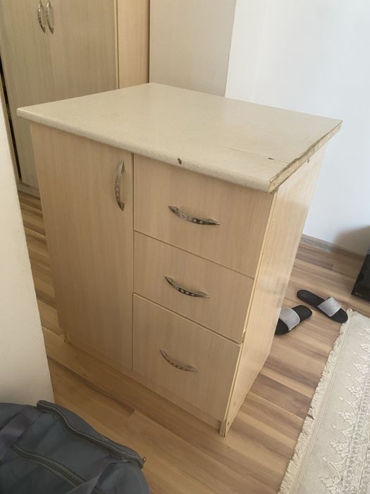 Шкаф для кухни,может кому надо