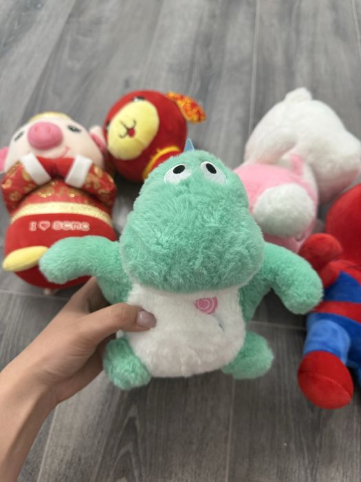 Игрушки новые по 300тг