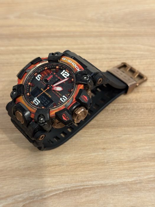 G-shock GWG-2040FR