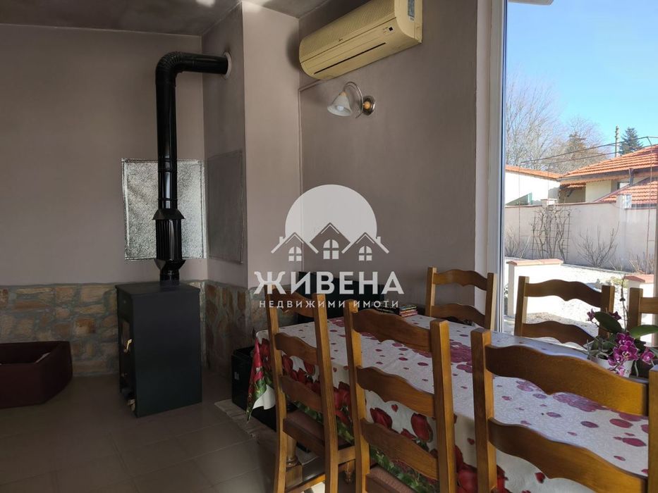 Продавам къща с басейн в с.Соколово, обл. Добрич