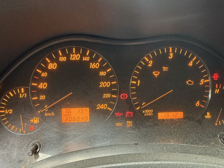 Toyota avensis 2.0d
