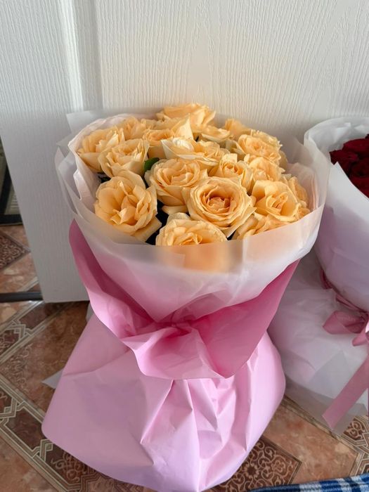 Продам букет роз 25шт