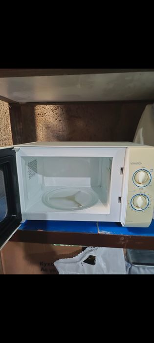 Микроволновая печь