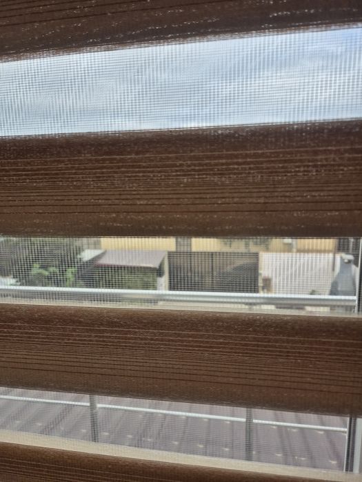 Rulouri pentru geamuri