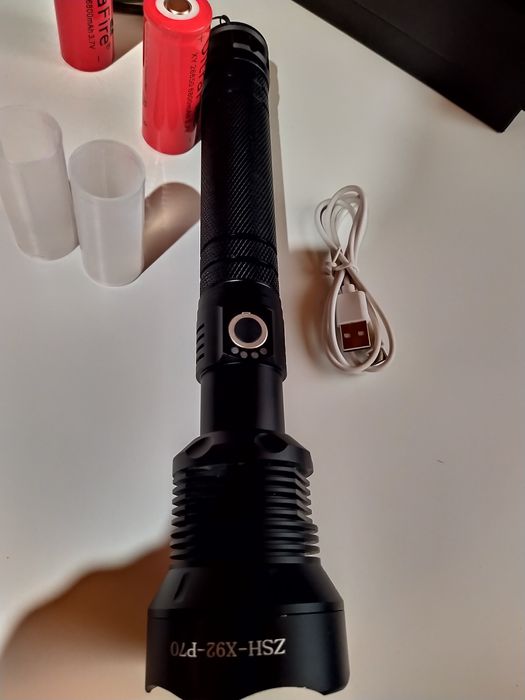 X92-XHP70.2 Lanterna profesionala , 100% metal led multicore - quadcor