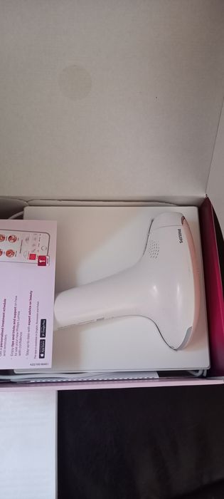 Фотоепилатор Phillips Lumea Advanced