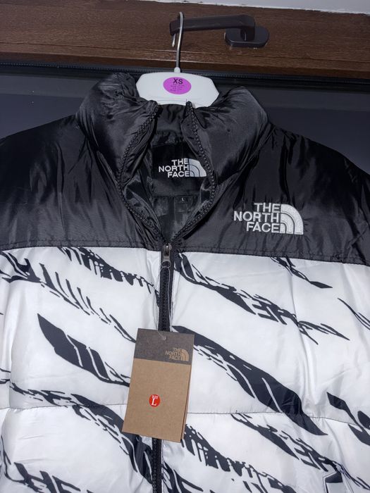 Geacă L The North Face zebra alb albă negru neagră