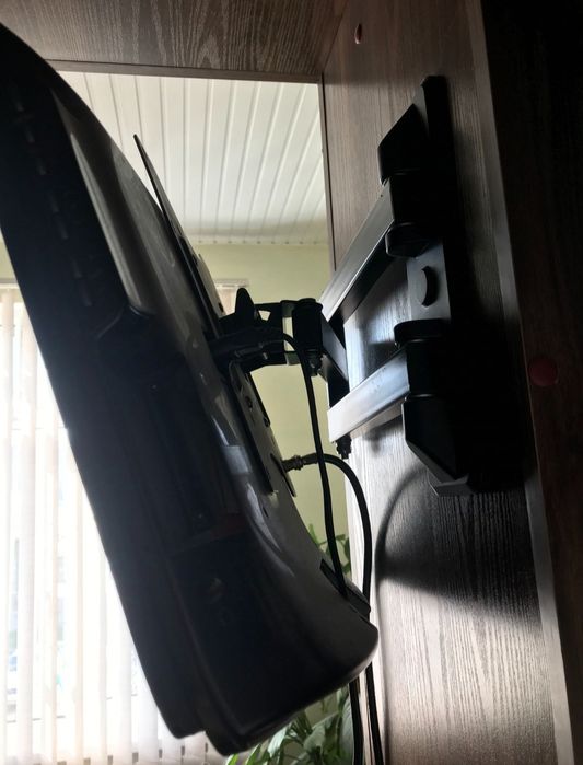 Кронштейн для телевизора