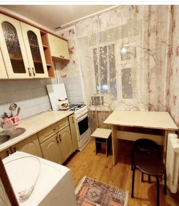 Продам 1 Ком школьник