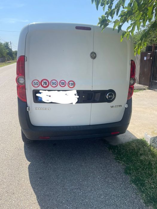 Furgoneta Opel Combo