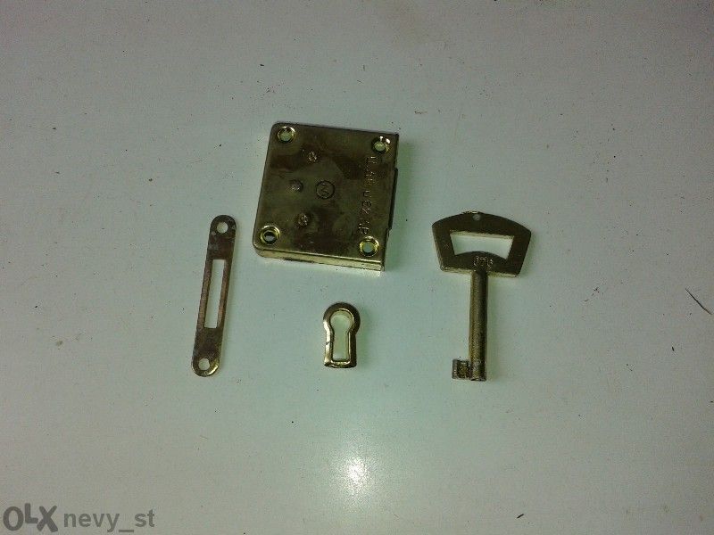 Брави за мебели различни видове