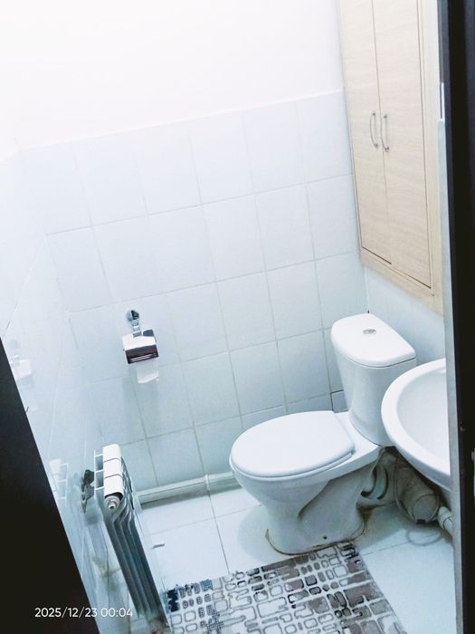 Oilaga sheriklikga srochna kvartira beriladi 1 xonasi