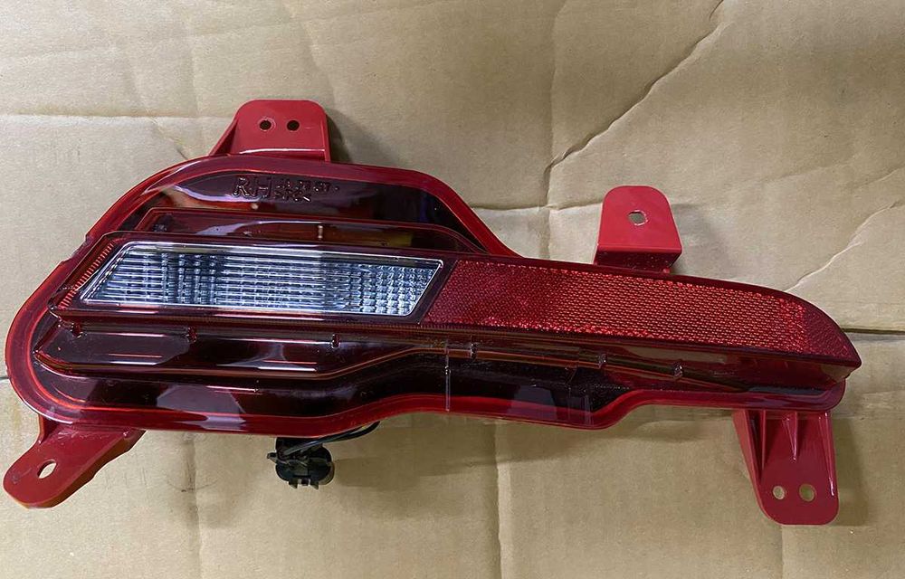 правый фонарь в бампер Kia Morning