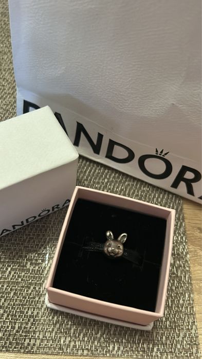 Сребърен талисман Pandora – Зайче