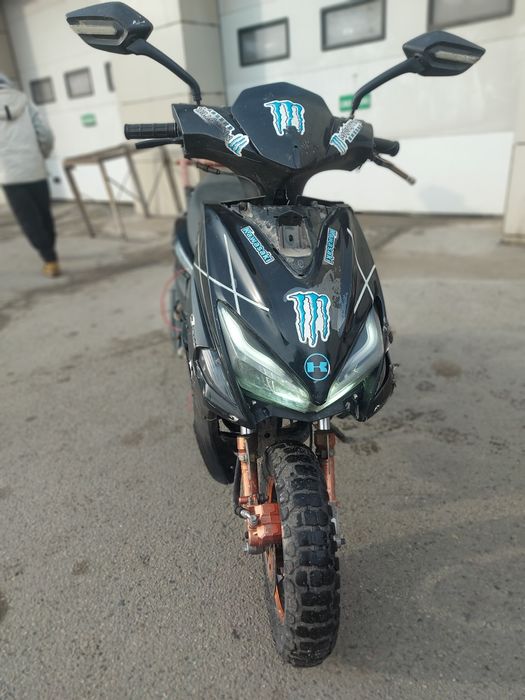 Мопед на ходу!!!