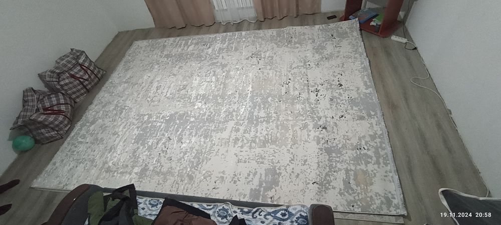 Продам срочно ковёр 130000тг