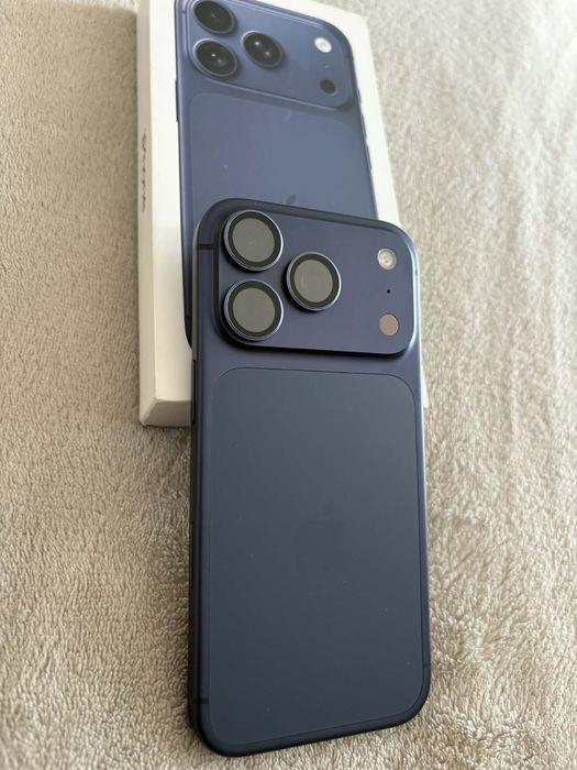 Iphone 17 Pro Deep Blue