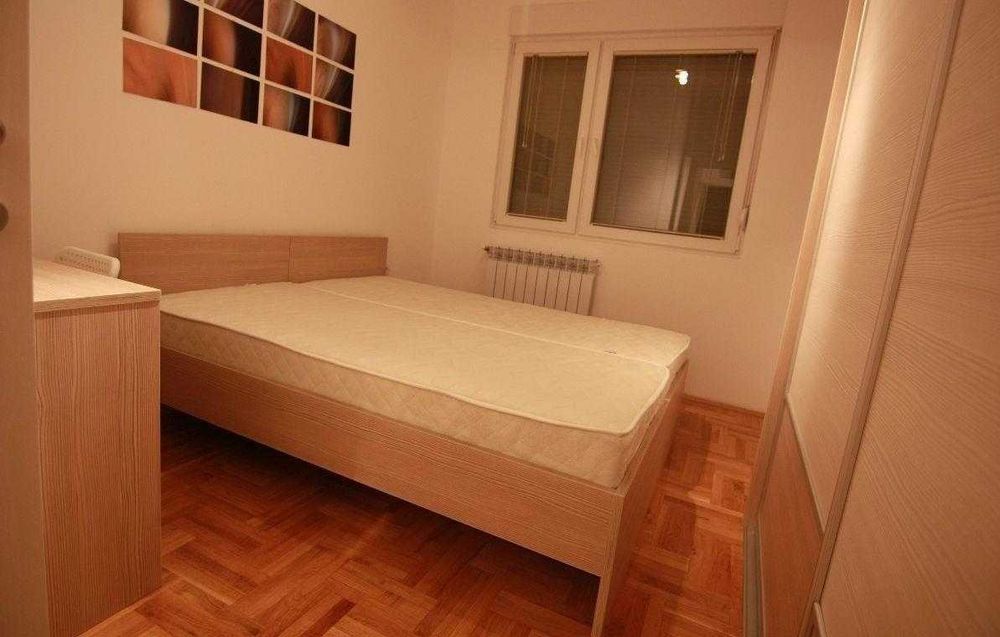 Дава се под наем Двустаен апартамент в Бургас, Братя Миладинови - 61 кв.м за 239.7 € - Снимка #5