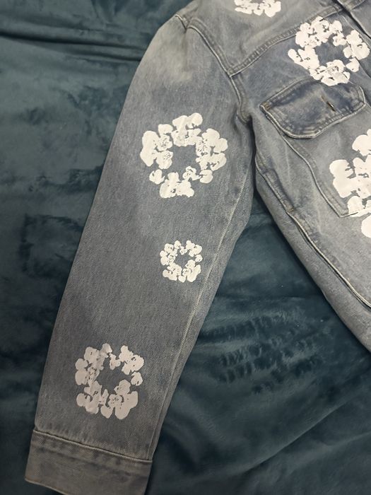 Jacheta denim tears x levis