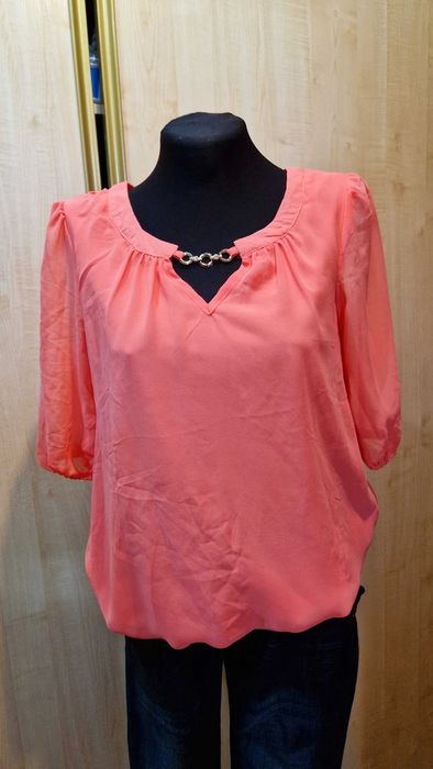 Продам кофточку бренда LALIS