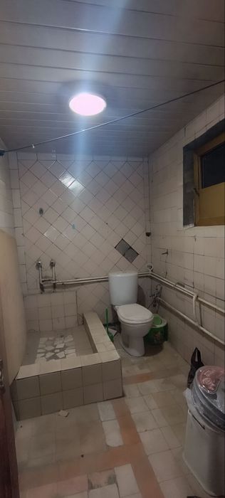 Ijaraga hovli 2 xonli katta qanida