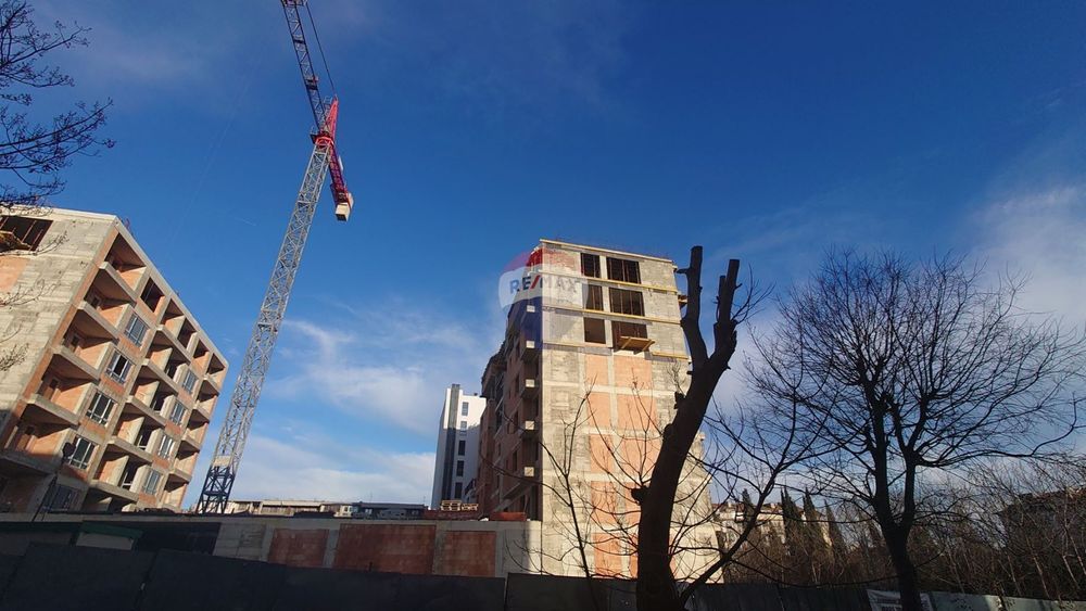 Продава се Тристаен апартамент в Варна, Централна поща - 119 кв.м за 1639 €/кв.м - Снимка #8