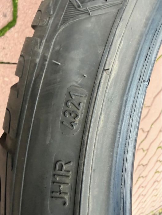 Cauciucuri/Anvelope Pirelli 295/40/21 m+s