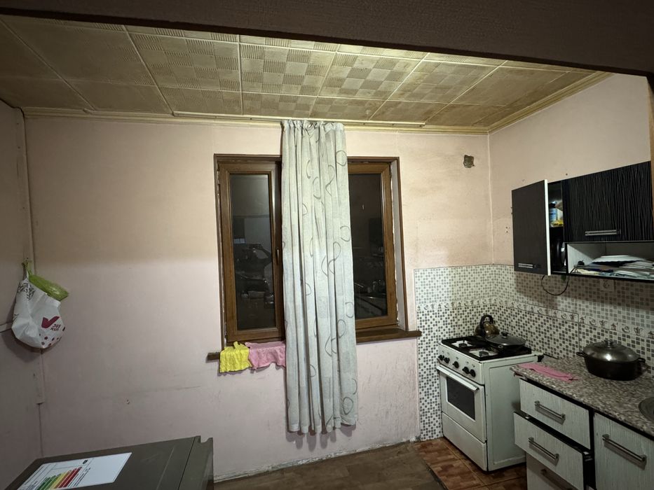 Квартира 3/1/5 Вдоль дороги 77м2 место под нежилое. Мирабадский район