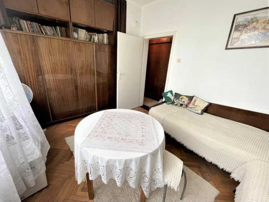 Продава се Тристаен апартамент в Пловдив, Център - 78 кв.м за 1475 €/кв.м - Снимка #4