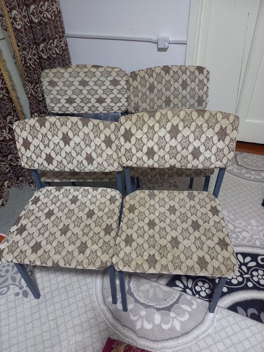 Стул сотилади. 5та дона