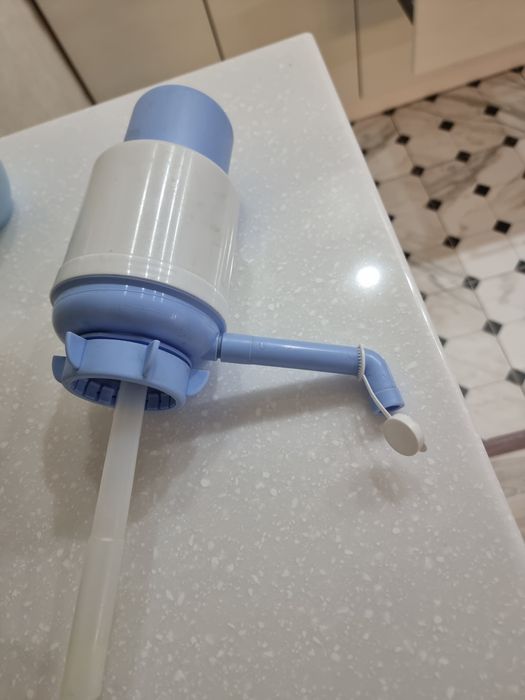 Помпа механическая для воды