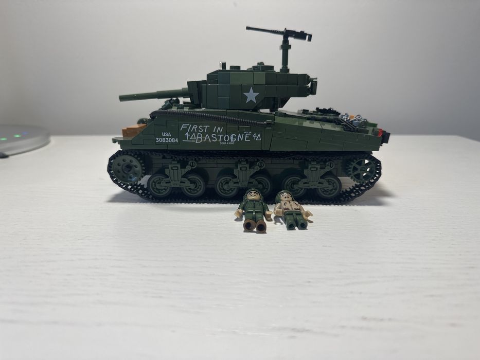 Lego sherman tanc