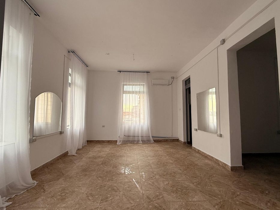 Spațiu comercial 195mp de închiriat!